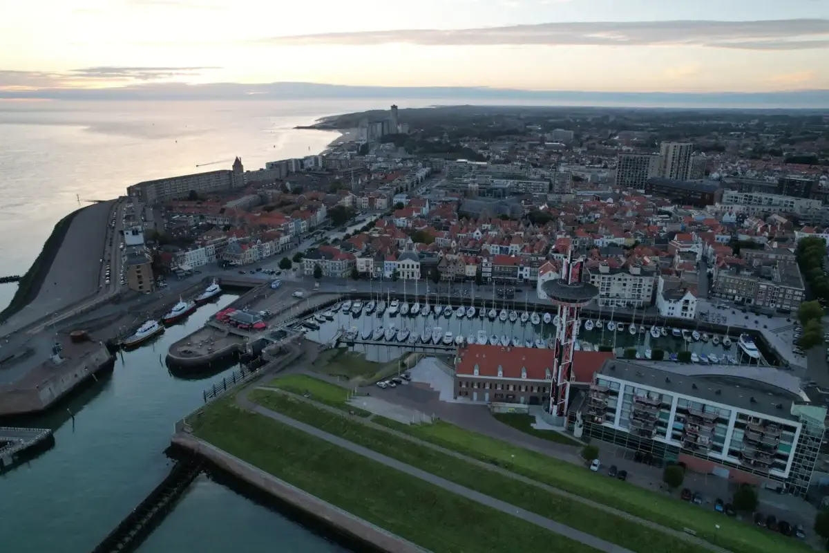 Luchtfoto van Vlissingen vanuit de lucht door HyfoxDigital